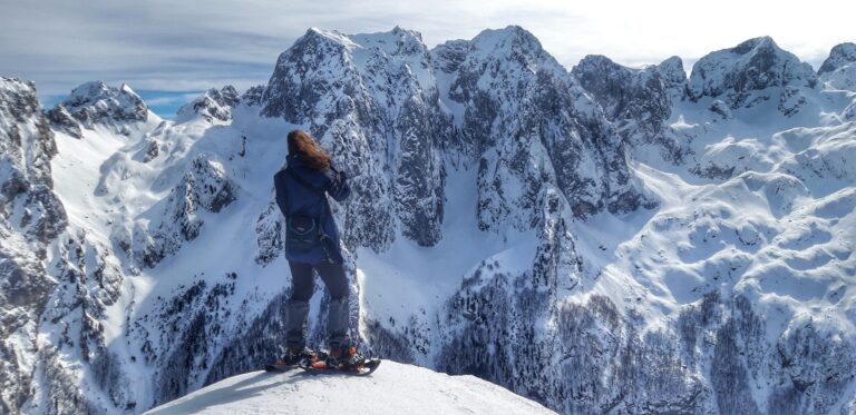 Schneeschuhwandern im Kosovo